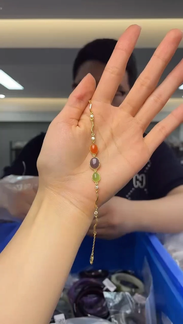 【闪购商品】和田玉`银S925镶嵌多样性发一件