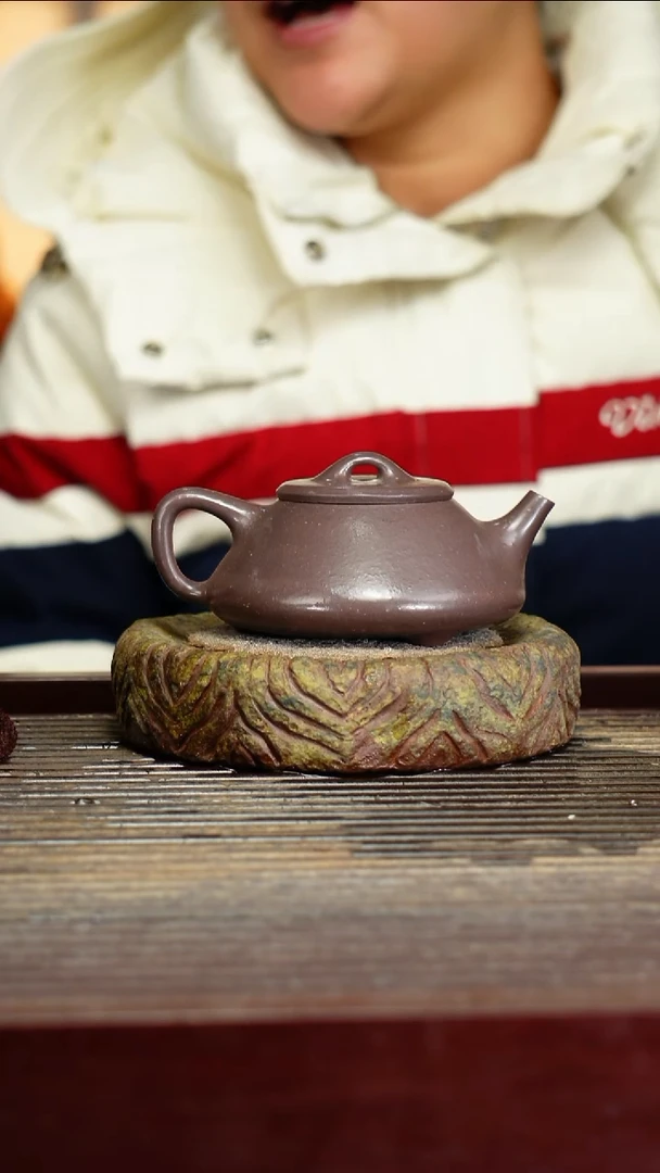 宜兴原矿紫砂壶茶壶宜兴原矿紫砂壶茶壶180C
