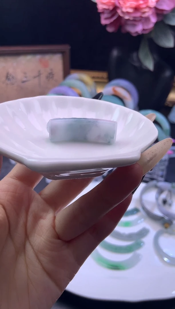 未镶嵌定制翡翠手牌-编绳