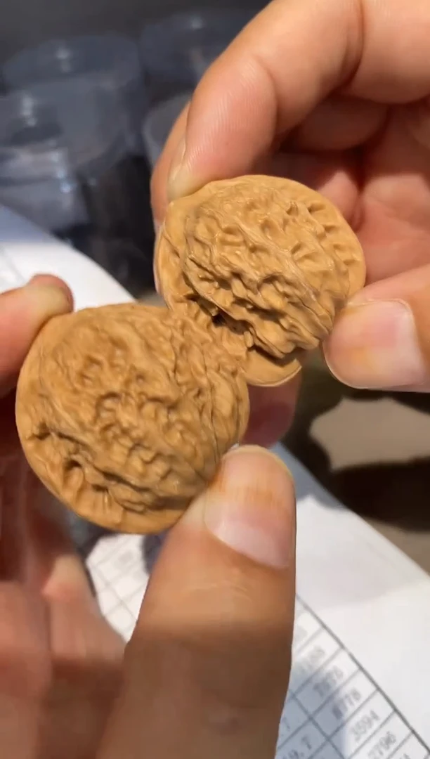 把件文玩核桃全品原生态老树崔凯公子帽36以下