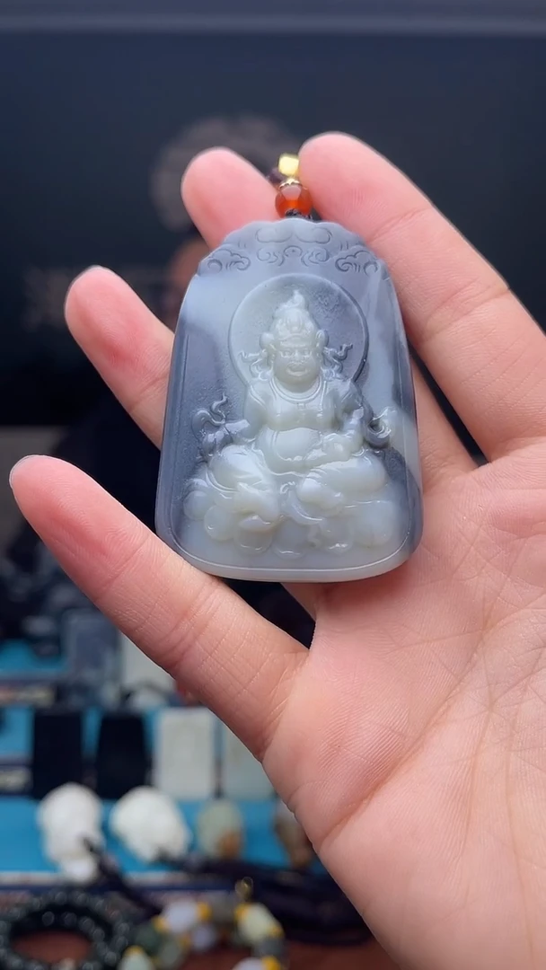 未镶嵌和田玉挂件1