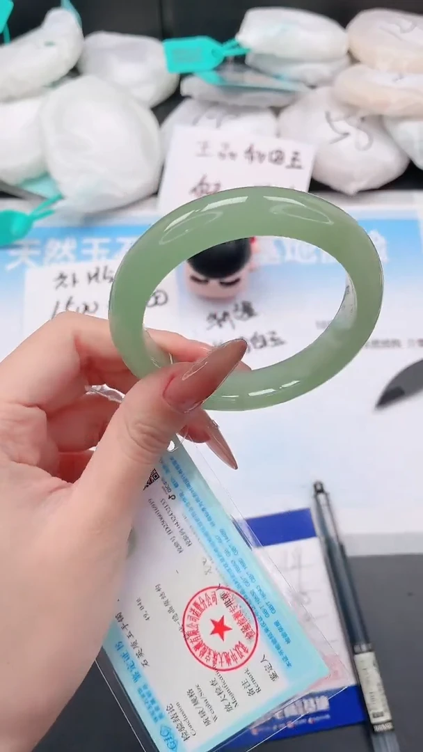 未镶嵌手镯石英质玉3W129-55