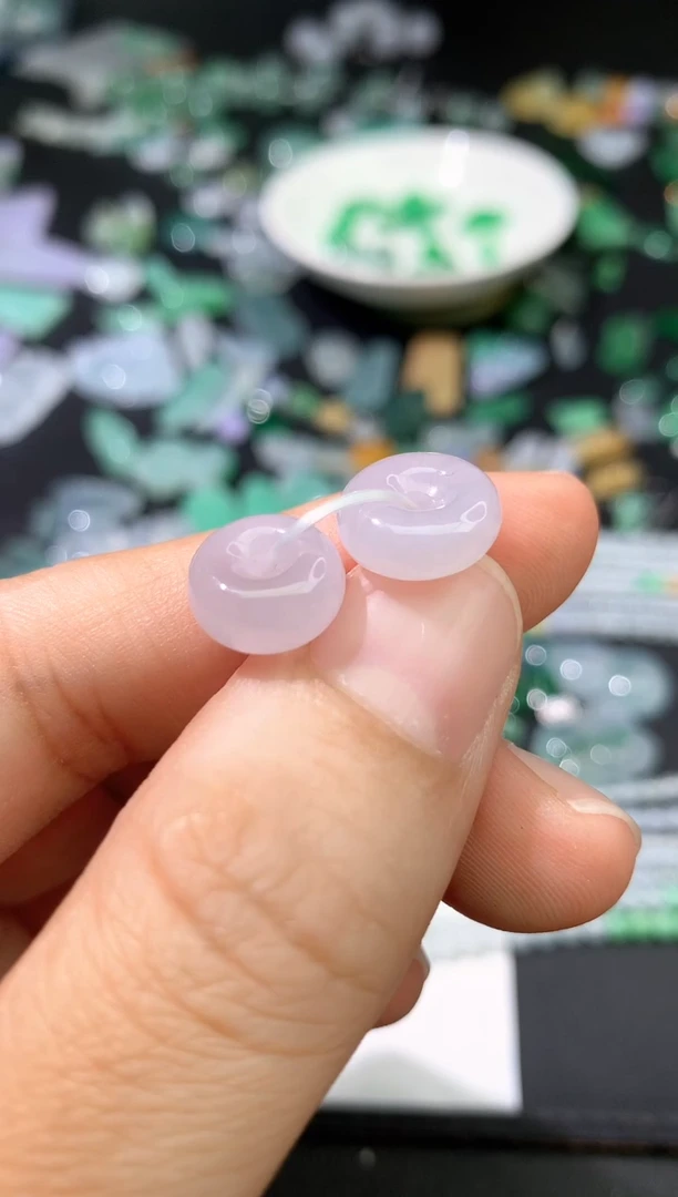 颈饰未镶嵌翡翠吊坠