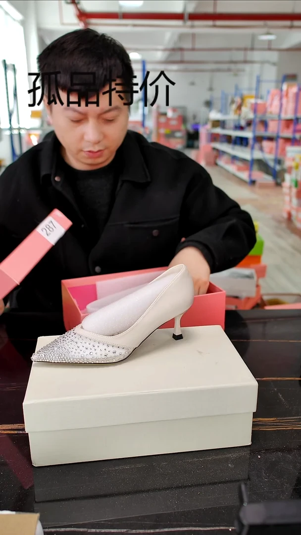 35码女鞋细跟高跟鞋