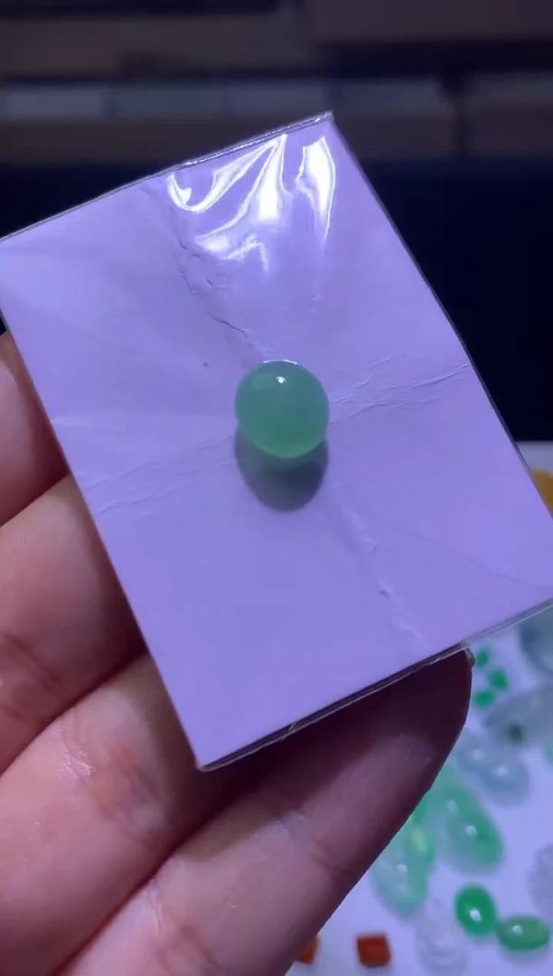 未镶嵌定制翡翠毛货