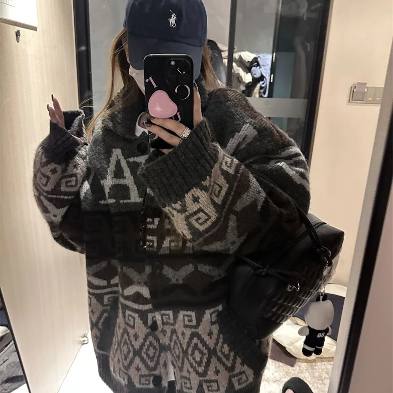 灰色半高领费尔岛提花毛衣外套女秋冬季加厚慵懒风中长款针织上衣