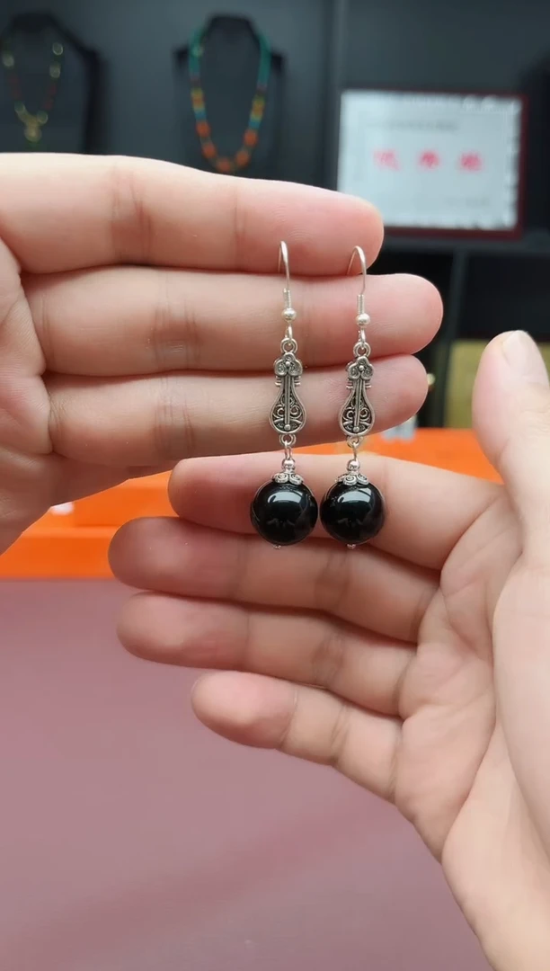 黑曜岩银S925镶嵌耳饰314000