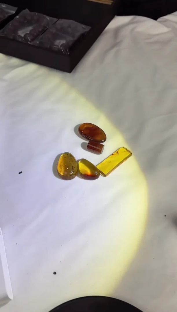 定制琥珀未镶嵌06017112 随机发仅一件