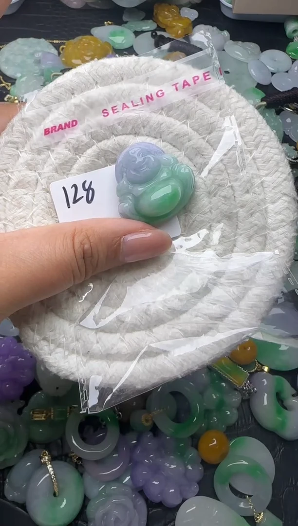 颈饰未镶嵌翡翠缅甸翡翠吊坠