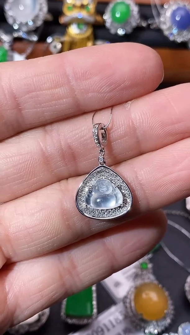 【闪购商品】翡翠吊坠(不含链)18K金镶嵌吊坠