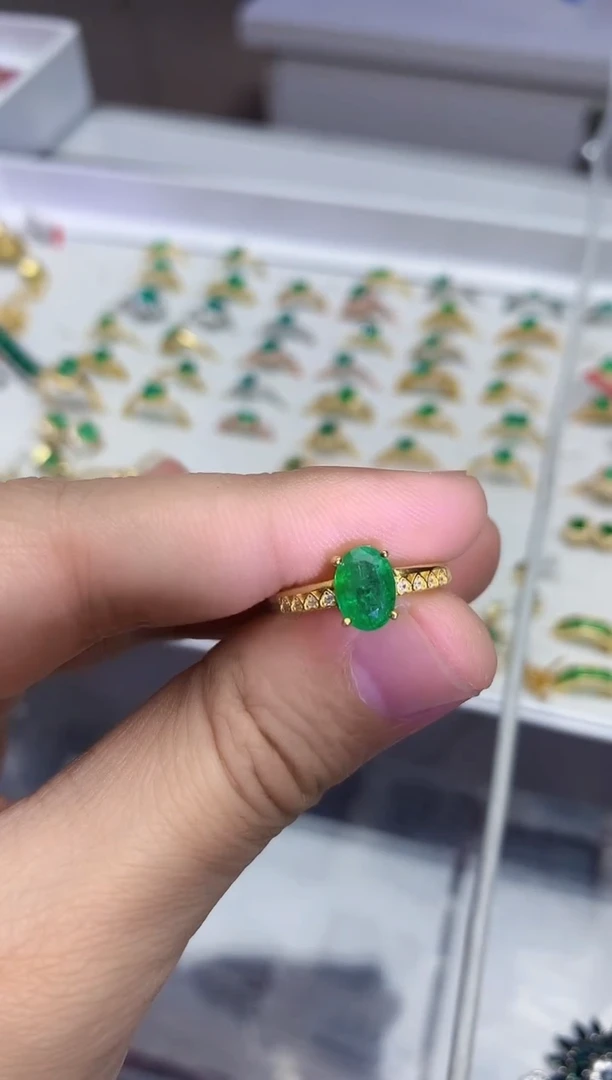【闪购商品】祖母绿戒指银S925镶嵌.........