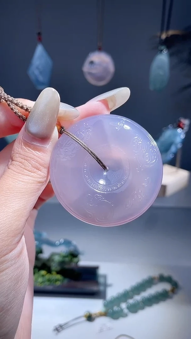 未镶嵌颈饰玛瑙/玉髓平安扣