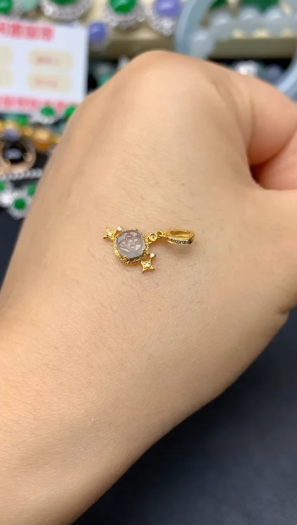 颈饰18K金镶嵌翡翠127-翡翠雪姐天天见