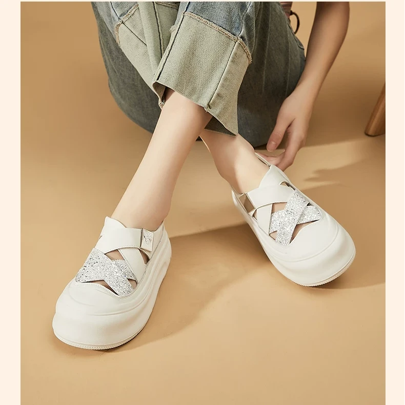 【老彭同学】镂空亮片休闲凉鞋M2612