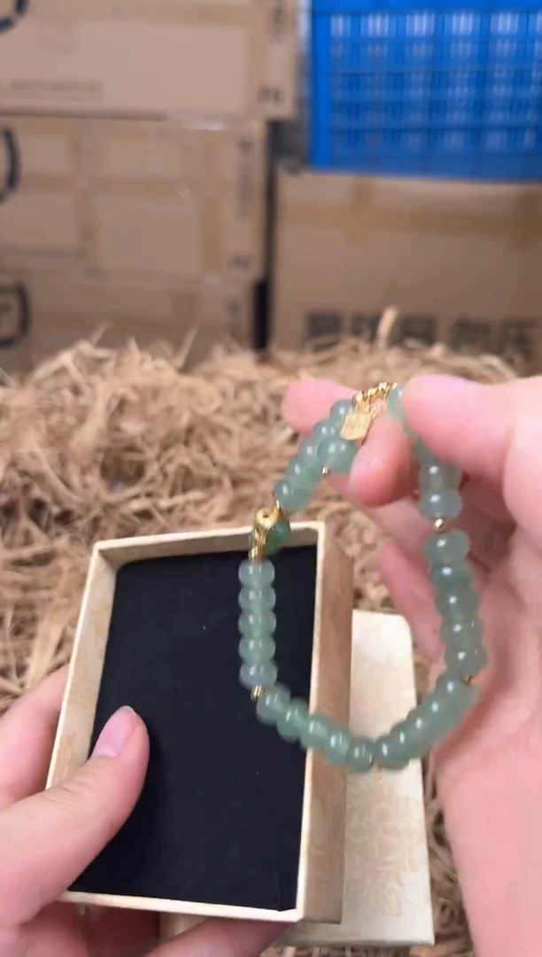 未镶嵌手镯石英质玉S-0012