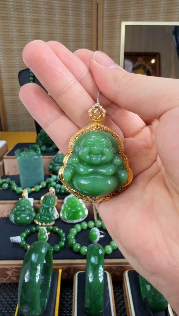 【闪购商品】和田玉（碧玉）吊坠(赠链)18K金镶嵌 