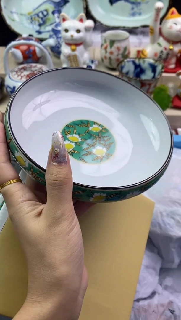 【闪购商品】瓷片隆莲瓷器欢迎大家