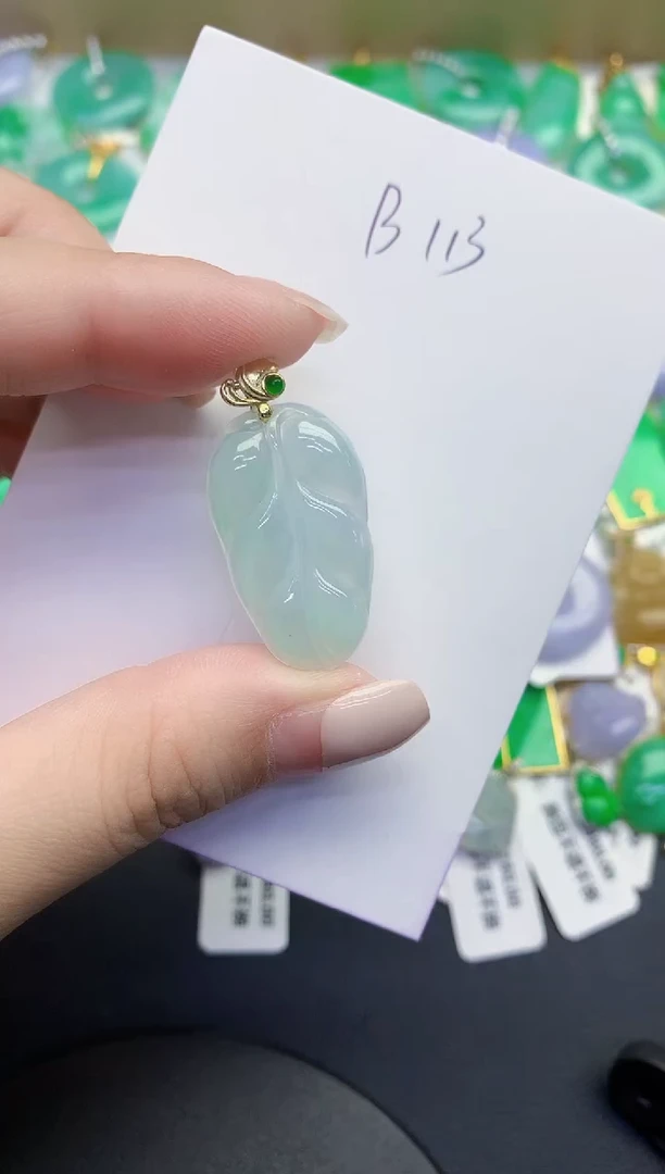 颈饰未镶嵌翡翠缅甸天然翡翠A货