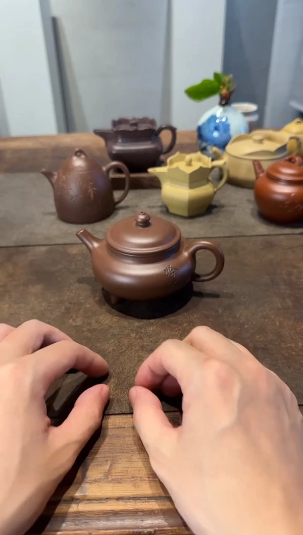 茶壶紫砂姝***?紫砂壶三足盉200cc