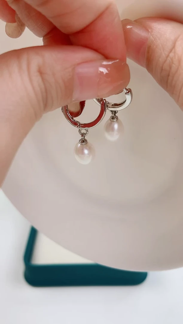 未镶嵌淡水珍珠耳环耳环