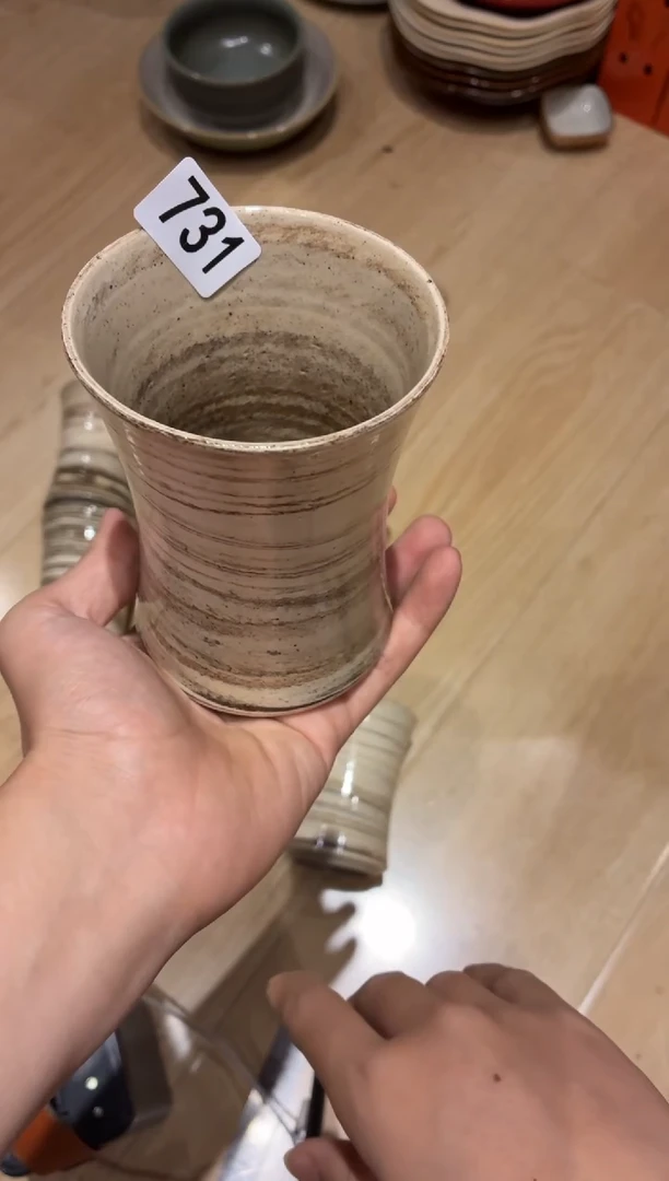 瓷片T***a731绞胎泥手握杯1个