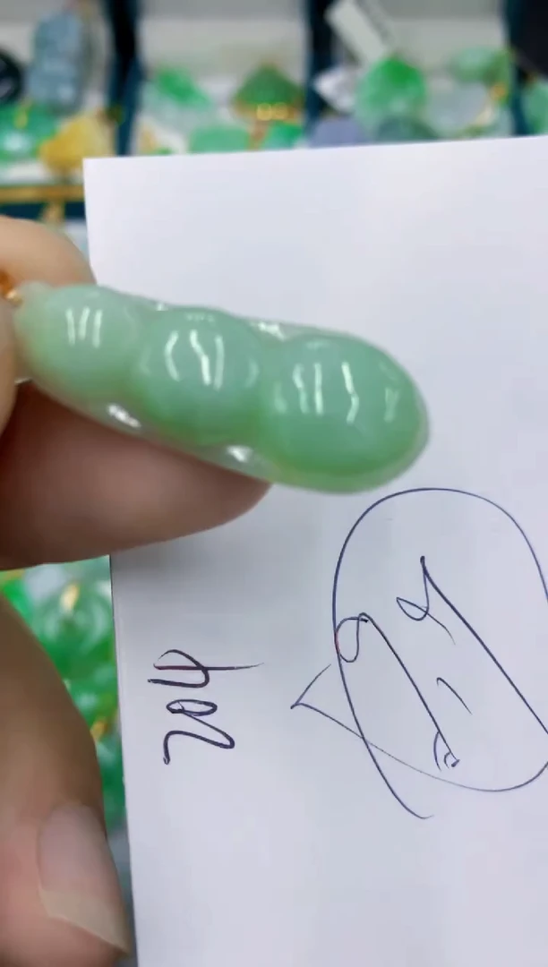 翡翠未镶嵌颈饰1111111111
