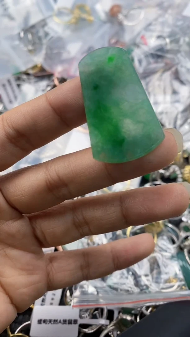 未镶嵌戒指翡翠999---1