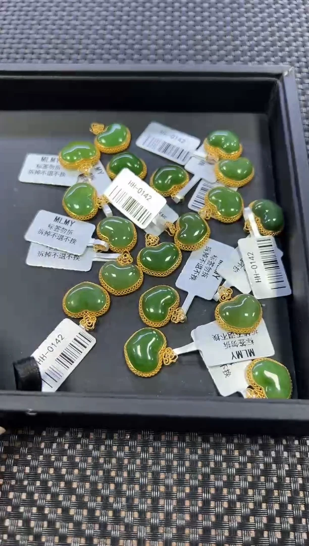 和田玉18K金镶嵌颈饰（多样性发一件）0142