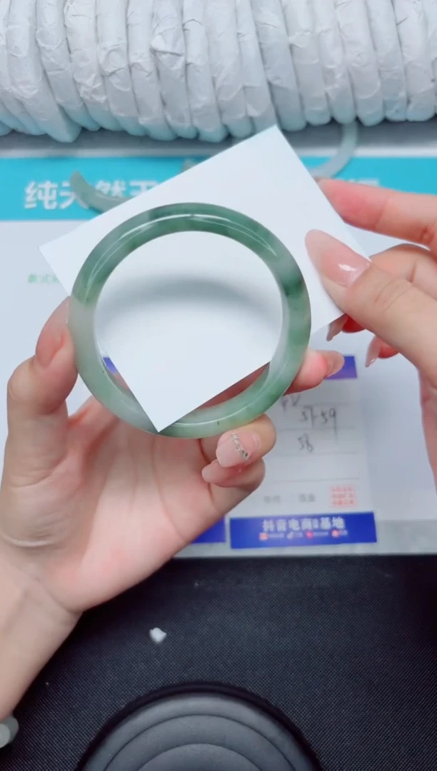 石英质玉手镯未镶嵌42-58