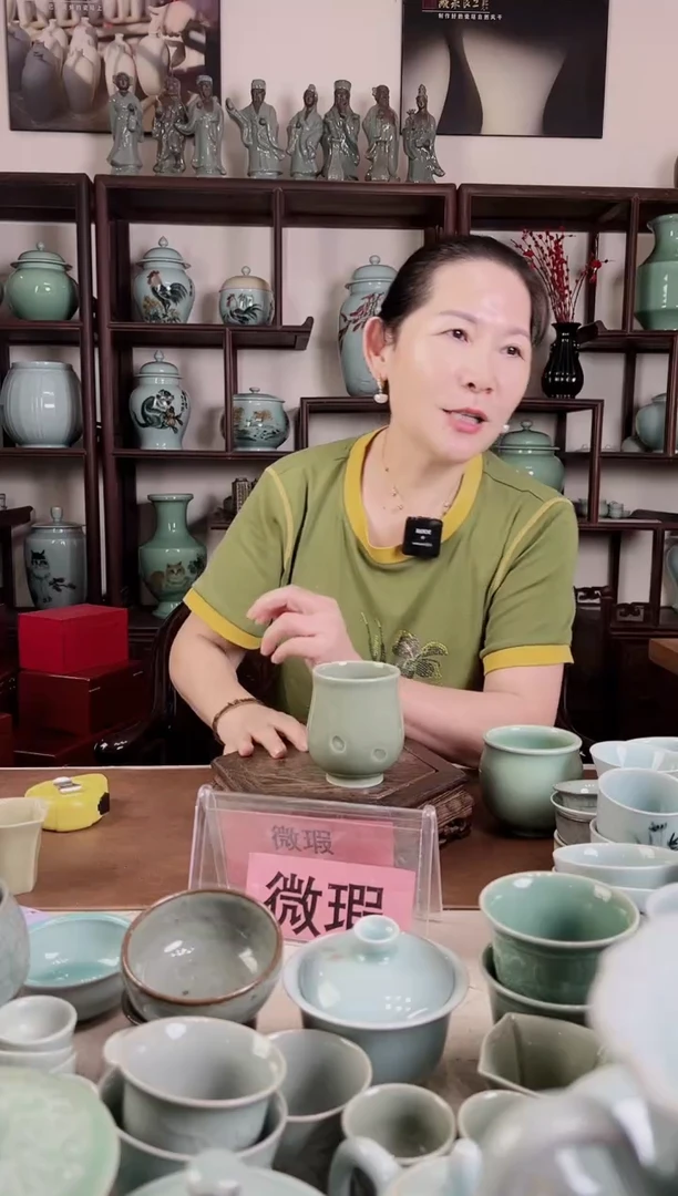 微瑕 豆青釉 小缸