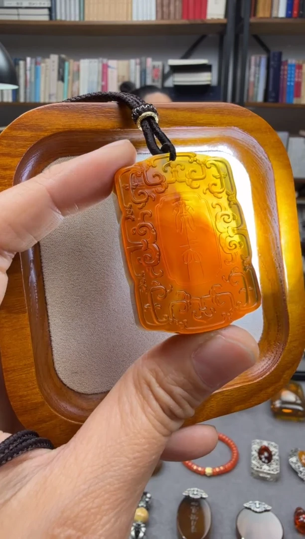 【闪购商品】琥珀颈饰未镶嵌斋戒吊坠