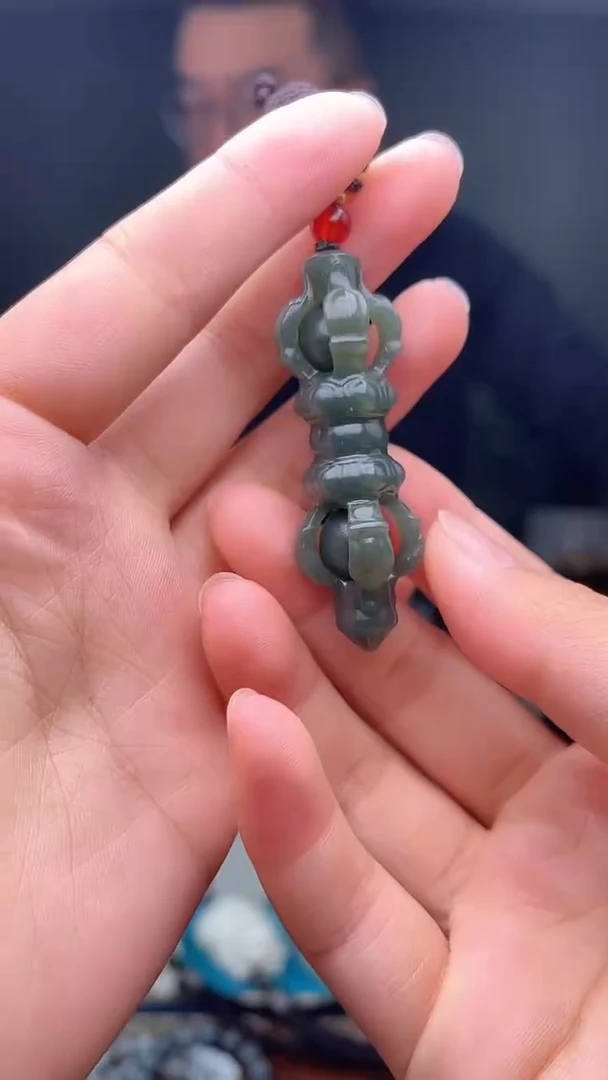 未镶嵌和田玉挂件多样性发 拍一发一