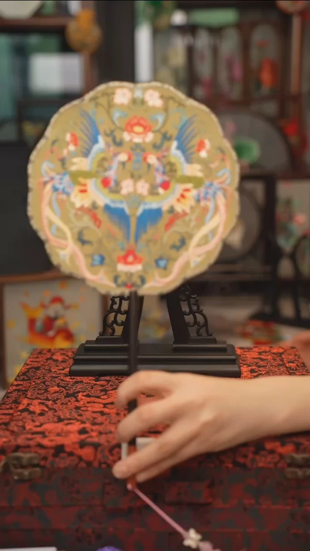 扇子团扇 绣花双面非遗