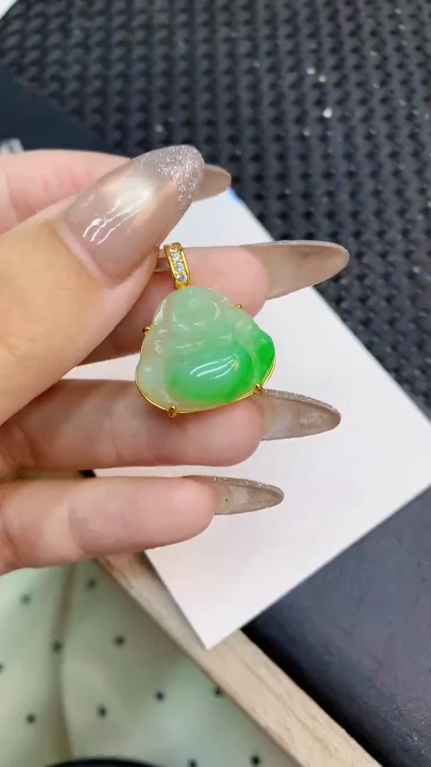 颈饰未镶嵌翡翠1