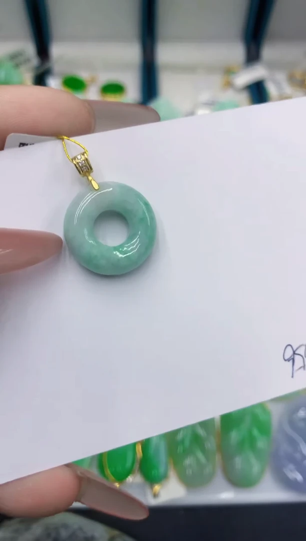 颈饰未镶嵌翡翠111111