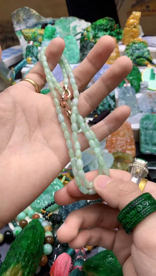 颈饰未镶嵌翡翠天然A货翡翠