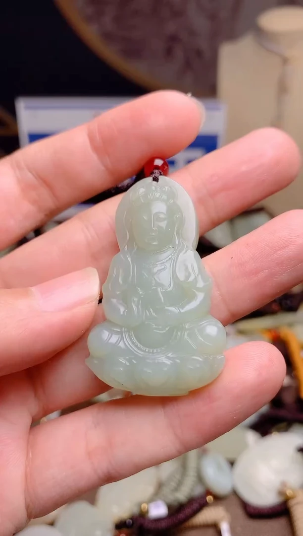 和田玉未镶嵌颈饰1