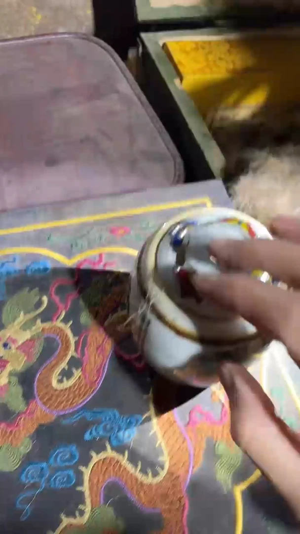 香榧木白色八仙罐子