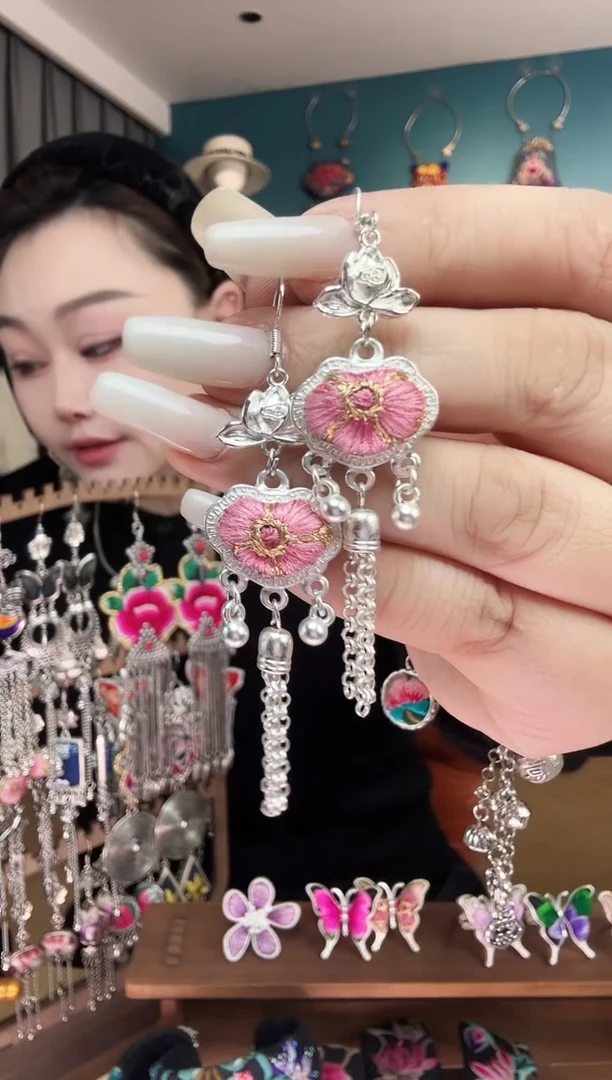 刺绣纯手工民族风刺绣耳环