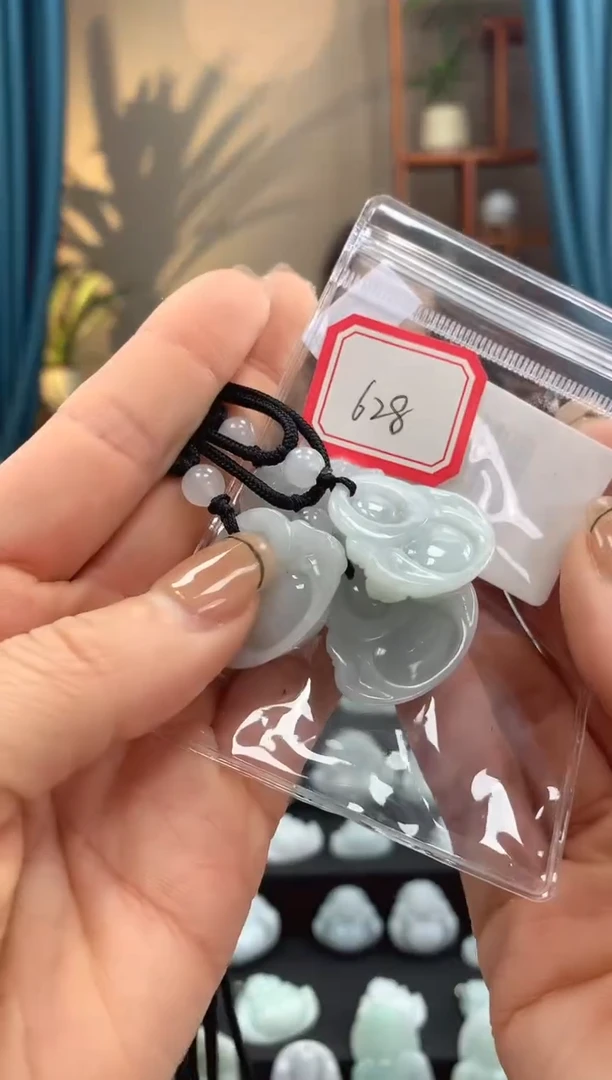 翡翠未镶嵌颈饰佛公628 多样性发一件