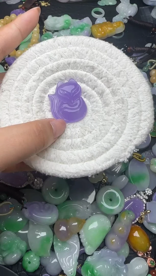 颈饰未镶嵌翡翠缅甸翡翠吊坠