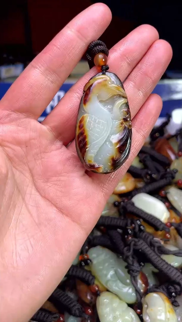 【闪购商品】和田玉颈饰未镶嵌1