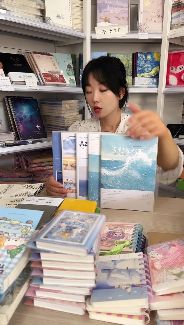 a5胶套本62张每本图片展示款式  5本7块