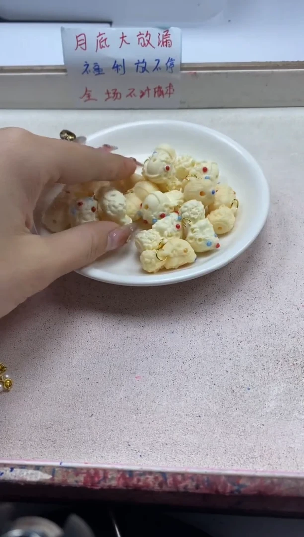 【闪购商品】檀香木散珠w2415牙牙度母25*12mm*1颗