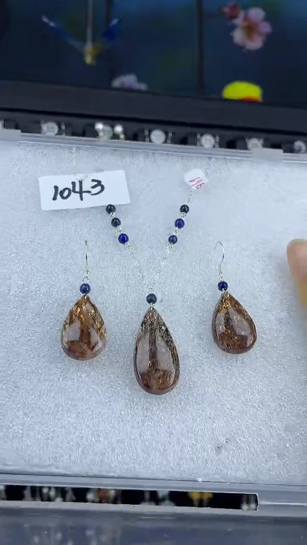 颈饰未镶嵌发晶喜欢拍