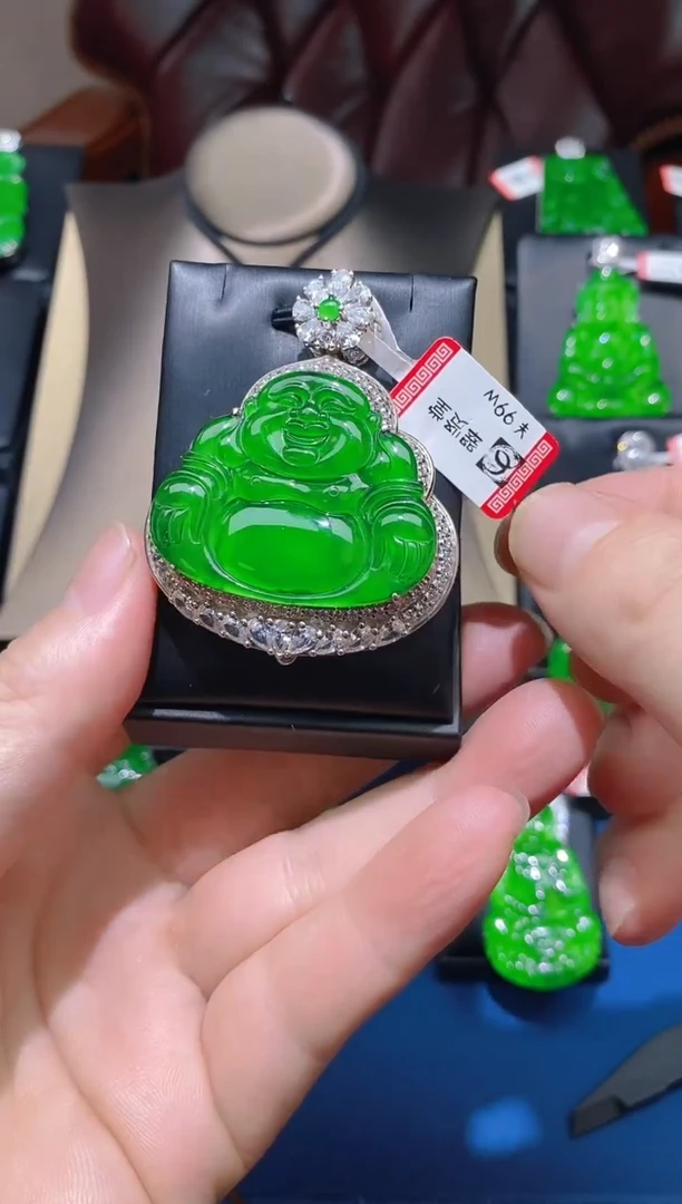 【闪购商品】翡翠颈饰未镶嵌天然A货翡翠M03