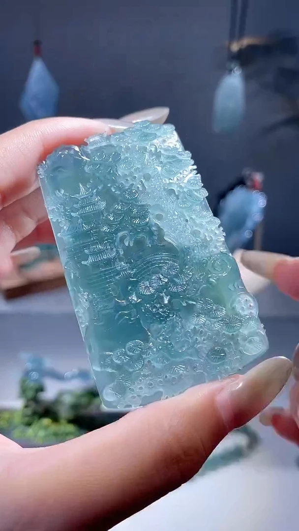 颈饰未镶嵌翡翠山水