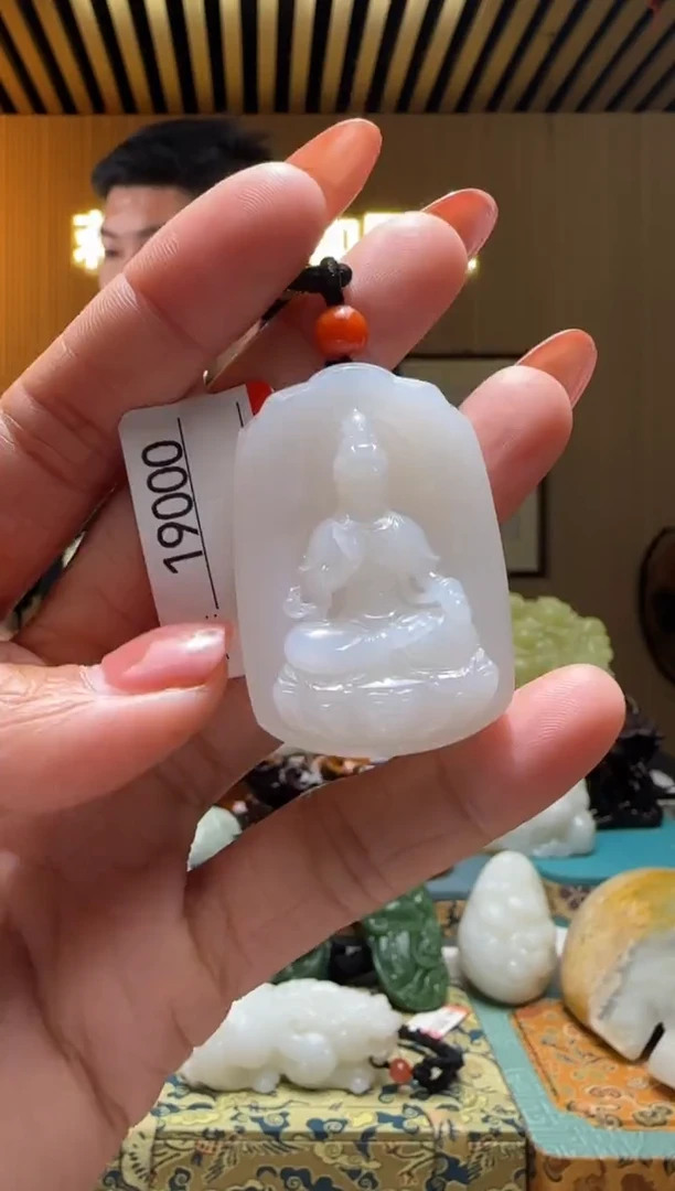 颈饰未镶嵌和田玉0