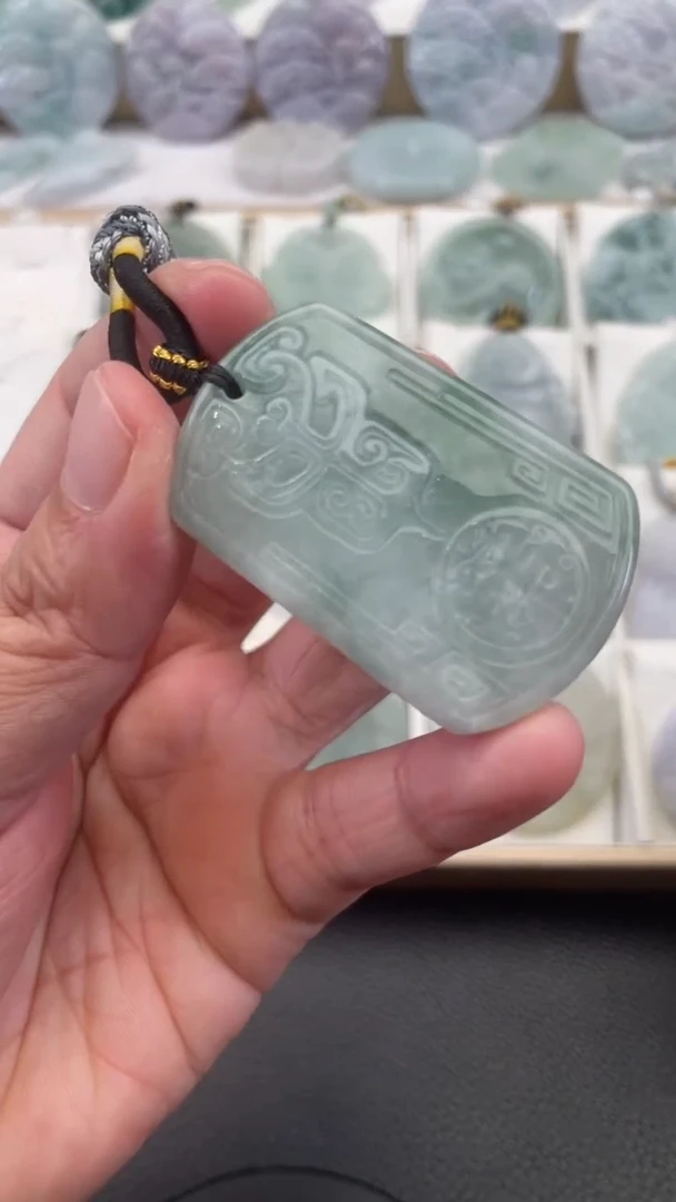 颈饰未镶嵌翡翠天然缅甸翡翠A货231