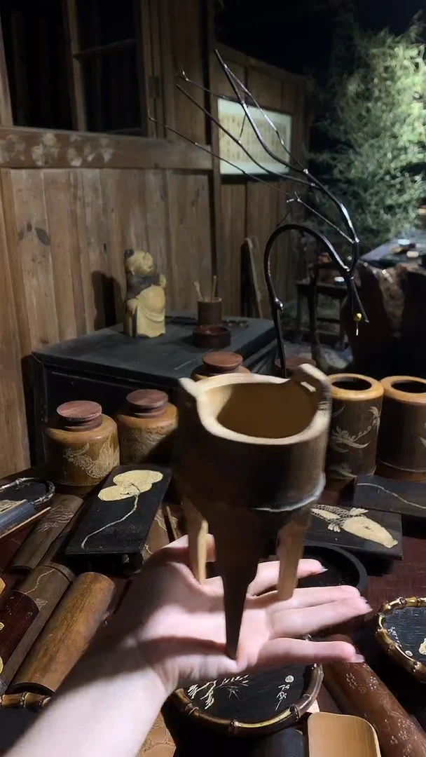 大香炉莲蓬...............